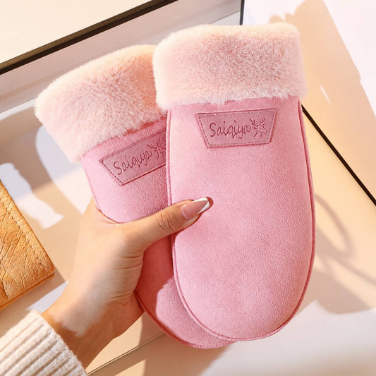Textured Winter Mittens With Fluffy Cuffs And Patch Accents – Pink