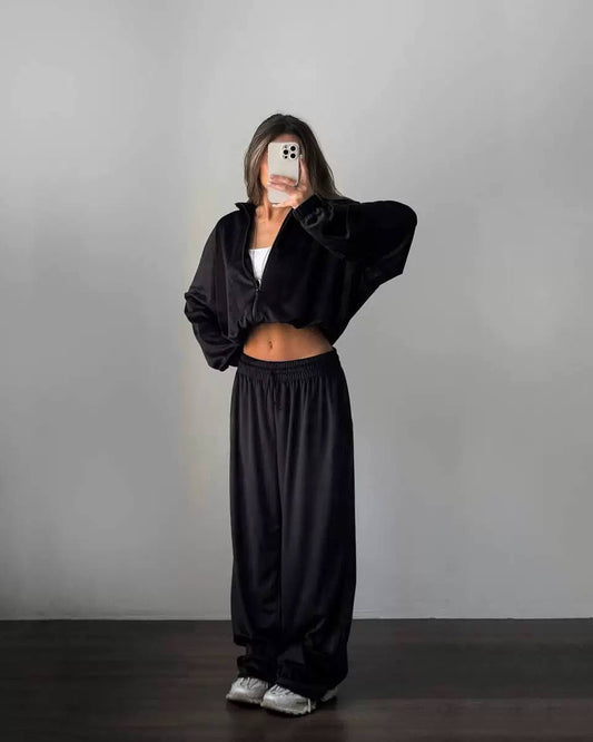 Relaxed Two-Piece Pants Set With Zip-Front Cropped Jacket – Black